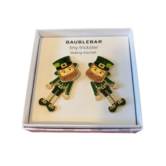 Adorable BaubleBar Tiny Trickster Pave Crystal Leprechaun Earrings. - Picture 5 of 8